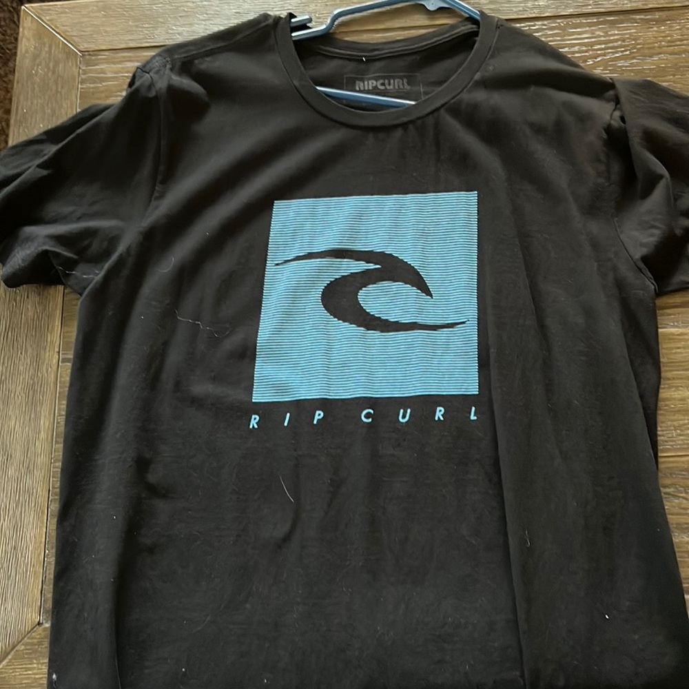 Black Rip curl shirt